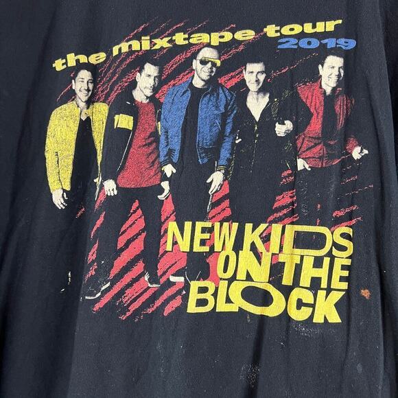 NKOTB New Kids on the Block Black 2019 Concert Mixed Tape Tour T-Shirt XL - Picture 3 of 7